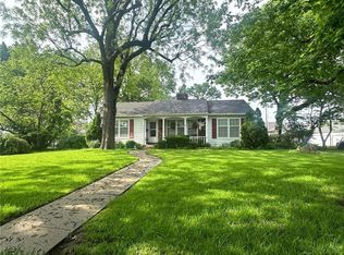 1414 South St, Lexington, MO 64067