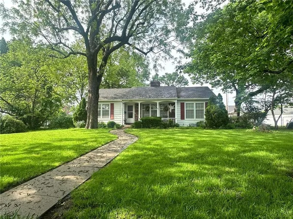 1414 South St, Lexington, MO 64067