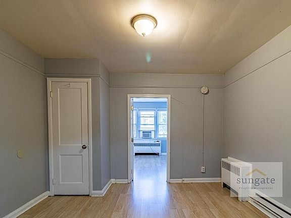 5th image of 1801 E Lombard St #1805-2