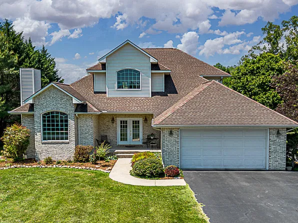 23 High Meadow Dr, Lexington, VA 24450