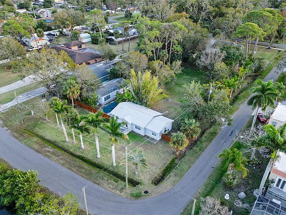 2nd image of 302 5th St SW