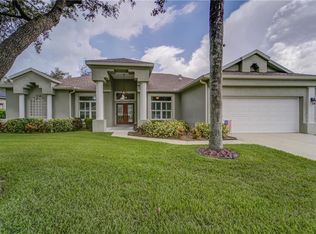 2803 Clubhouse Dr, Plant City, FL 33566