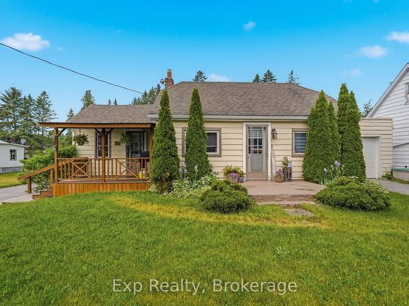 34 Park St S, Quinte West, ON K0K 2C0