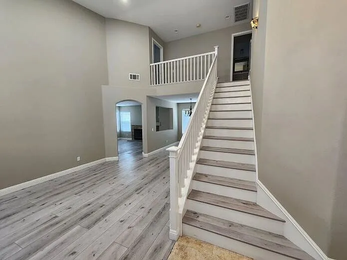 948 Bingham Dr — Photo 3