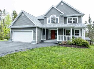 211 Granite Cove Dr, Hubley, NS B3Z4P2