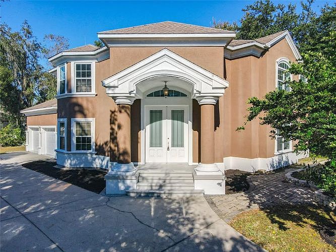 1st image of 2413 Nightingale Ln