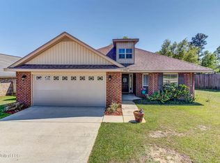 18390 Cardinal Ln, Gulfport, MS 39503