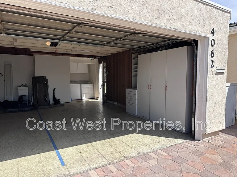 4062 Conrad Ave — Photo 34