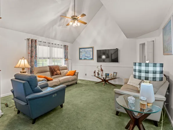 303 Rutledge Ave, Tullahoma, TN 37388