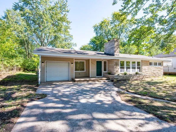 951 Wright St, Gary, IN 46404