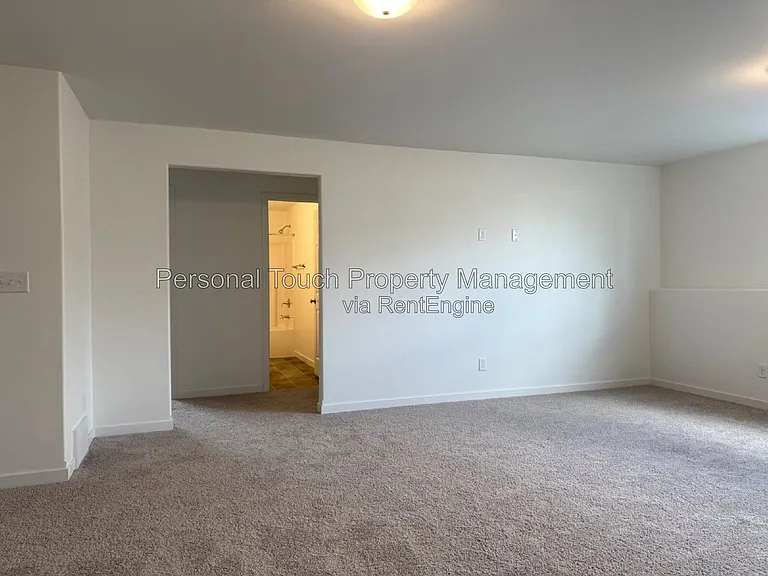 6767 32nd St S — Photo 30