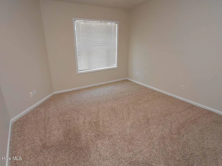 3304 Mulberry Ln #E — Photo 8