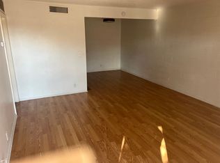 585 S Royal Crest Cir UNIT 23, Las Vegas, NV 89169