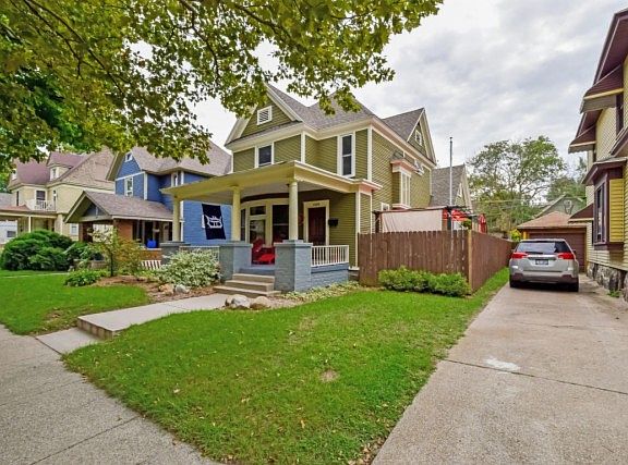 2nd image of 1408 Logan St SE