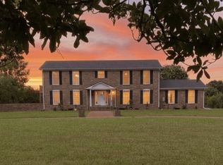 121 Old Jackson Hwy, Leoma, TN 38468