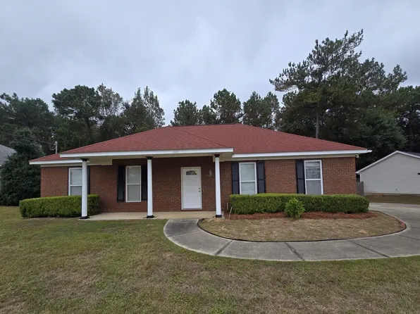920 Rustling Pines Blvd, Midway, FL 32343