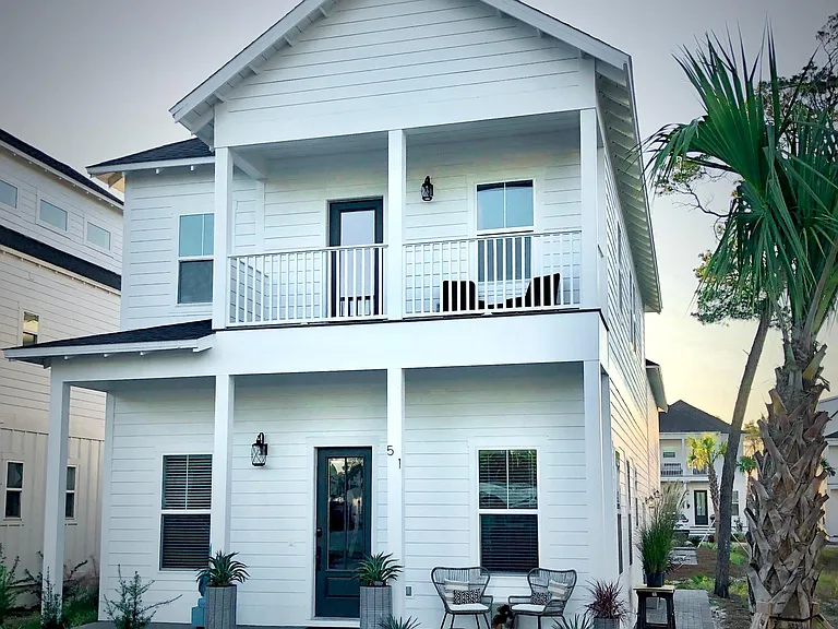 51 Valdare Ln — Photo 1