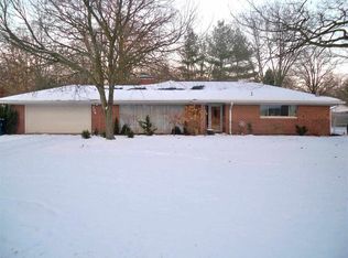 204 Woodridge, Terre Haute, IN 47803