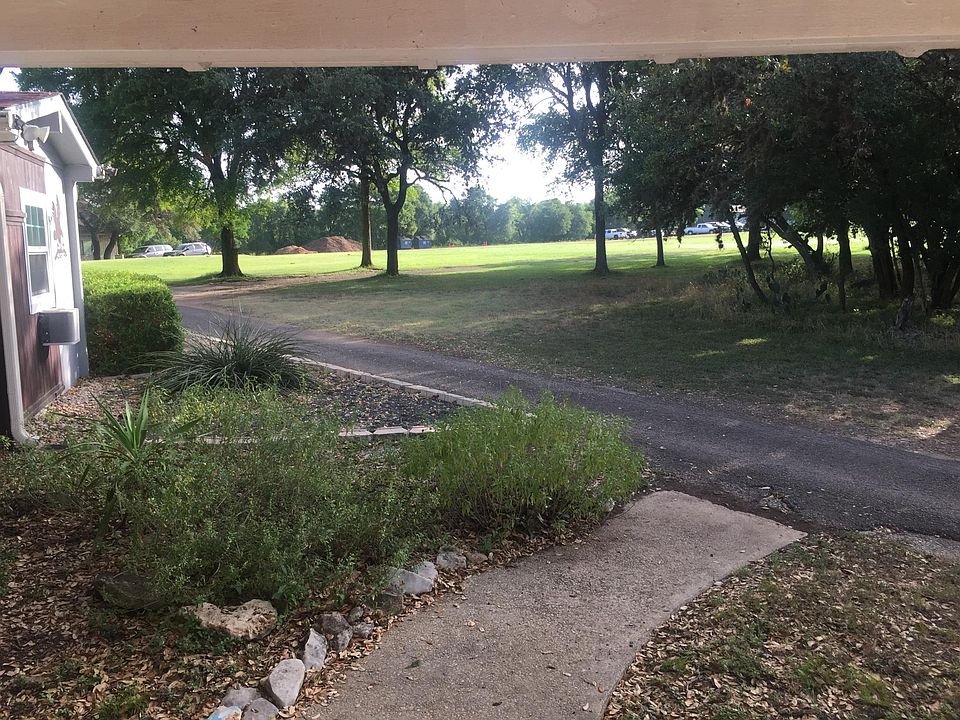 1st image of 98 Woodcreek Dr