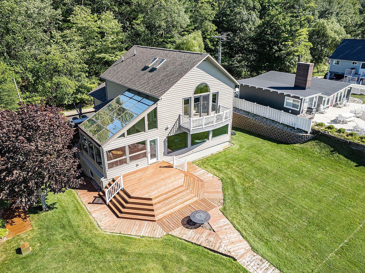3389 N Lakeshore Dr, Mears, MI 49436 Zillow