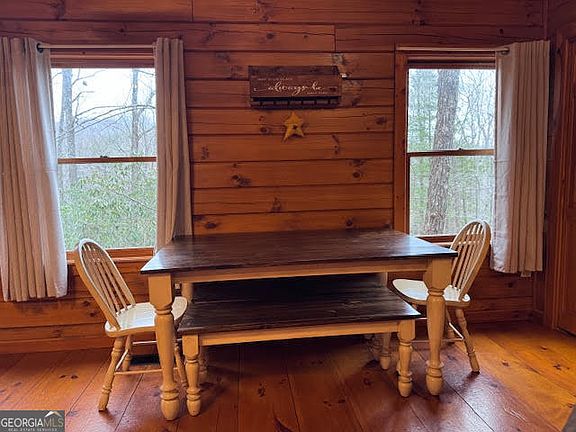 4th image of 726 Cherry Lake Dr