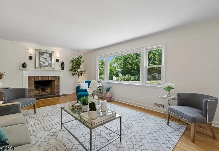 31 Bradwahl Dr — Photo 3
