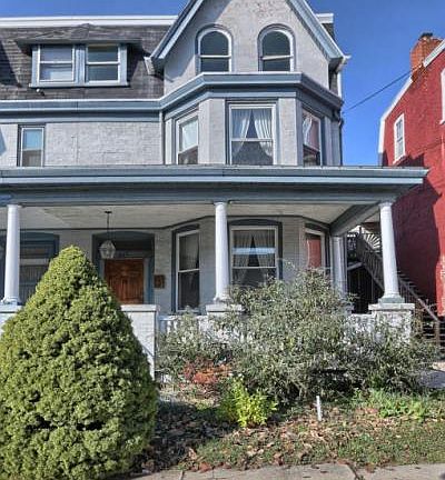 2nd image of 645 Chestnut St