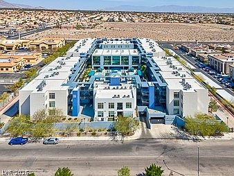 3rd image of 8925 W Flamingo Rd Unit 207