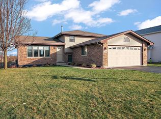 916 Sedona Ln, Joliet, IL 60432