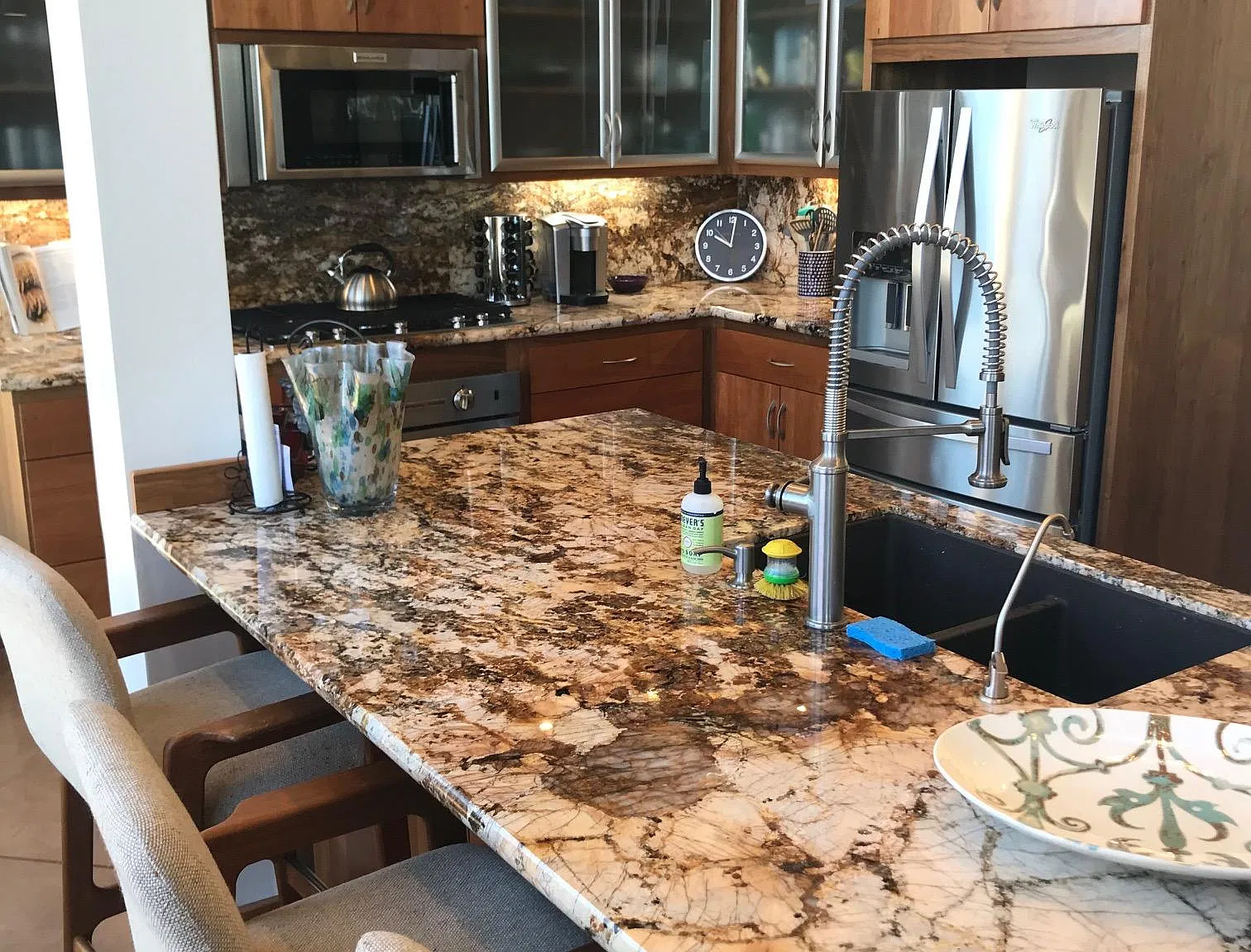 3 bed, 2200 sqft, $4,750 — Photo 4