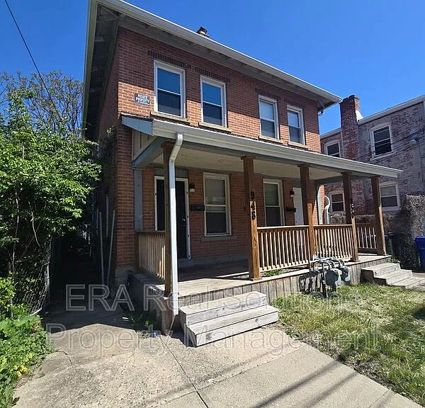 950 McAllister Ave — Photo 5