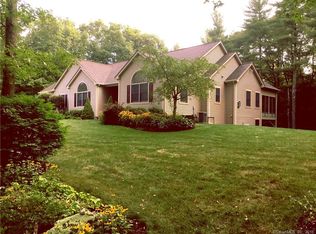 54 Stone Hill Rd, Woodstock, CT 06281