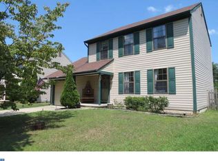 91 Oak Forest Dr, Sicklerville, NJ 08081