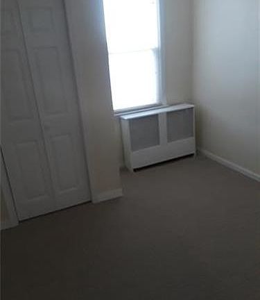 4th image of 181 Grand St #2