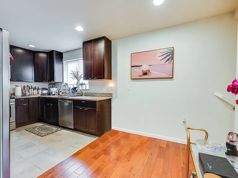 5728 Roosevelt Way NE — Photo 28
