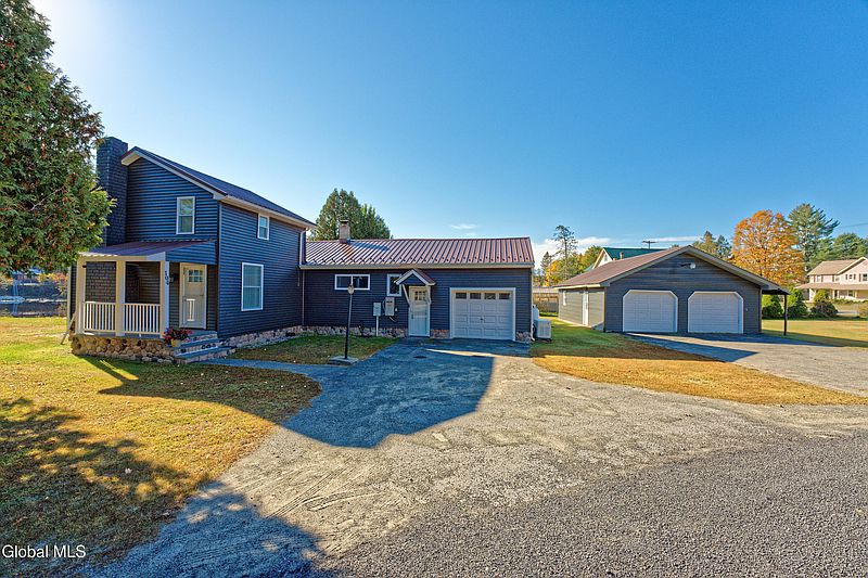 3rd image of 104 Little Amsterdam Road