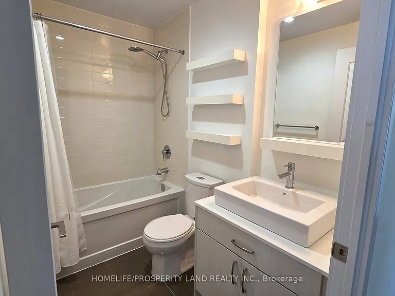 9205 Yonge St #617 — Photo 10