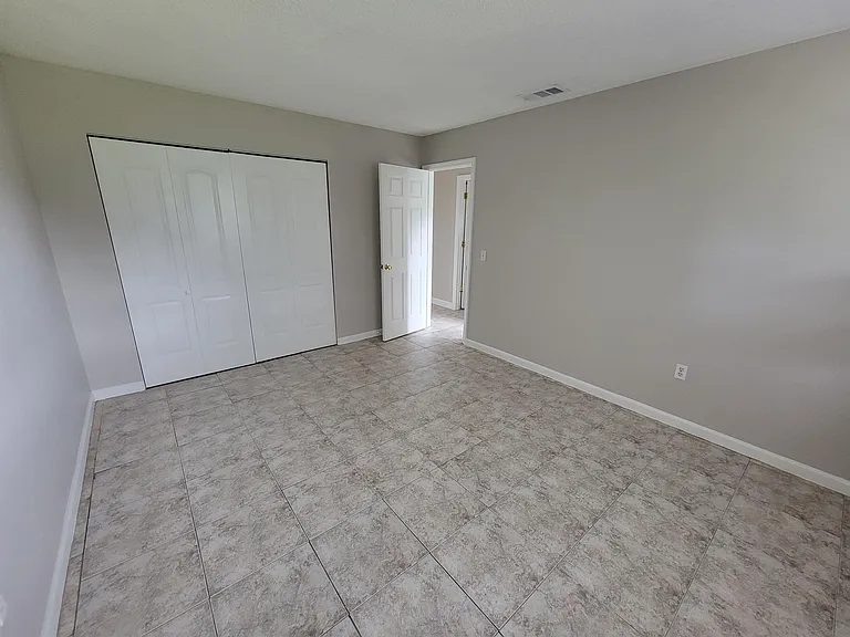 23 Louisiana Ave — Photo 16