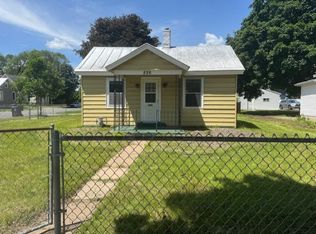 826 7th St S, La Crosse, WI 54601