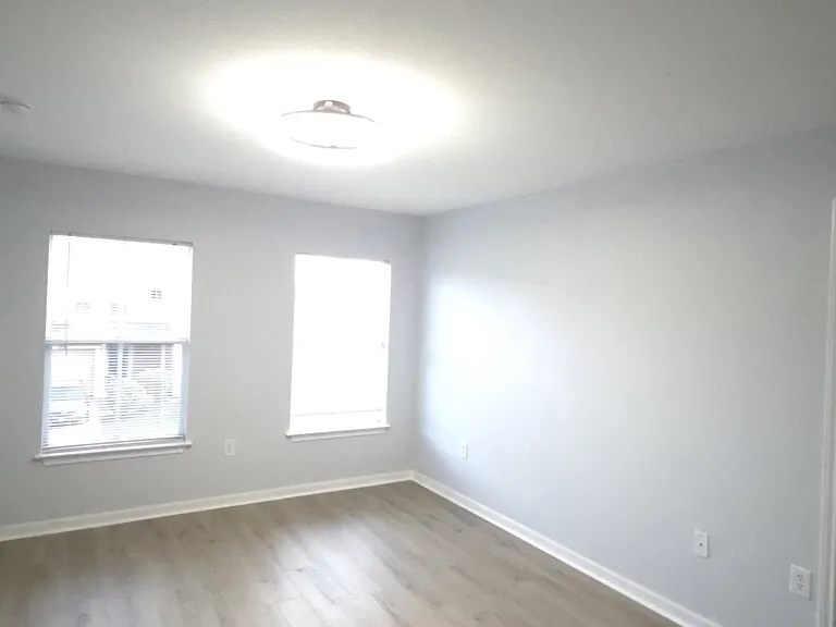8208 Downpatrick Ct — Photo 25