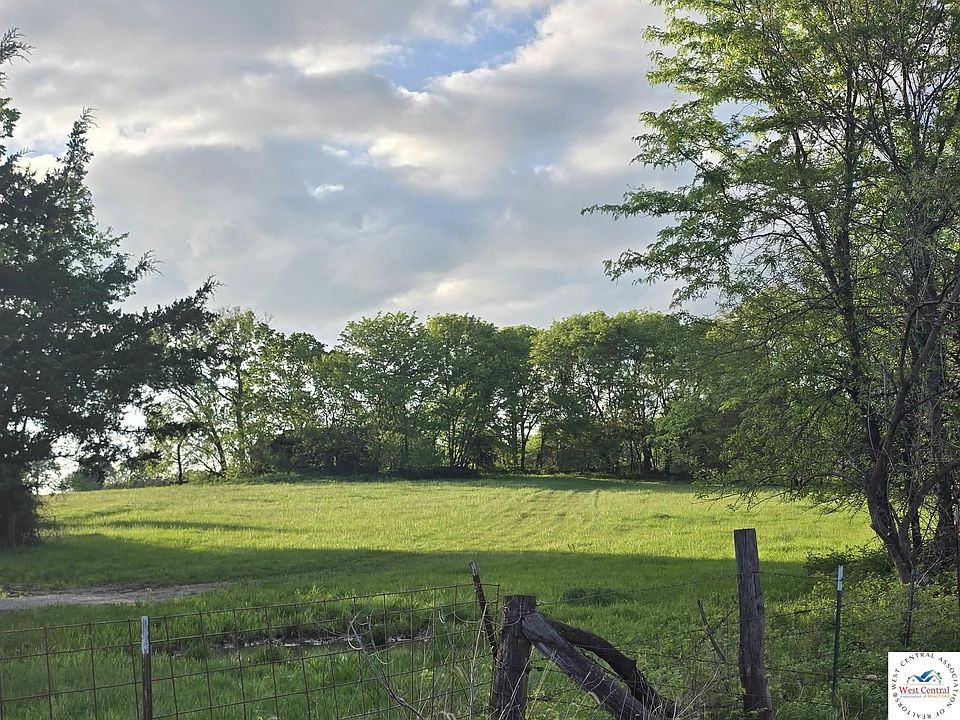 2nd image of 501 Eighty Acres Rd