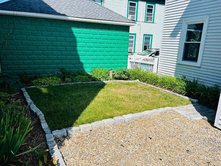 16 Home St #3 — Photo 2