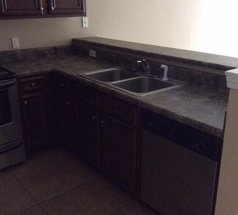 5th image of 2212 Hadleigh Hills Ct