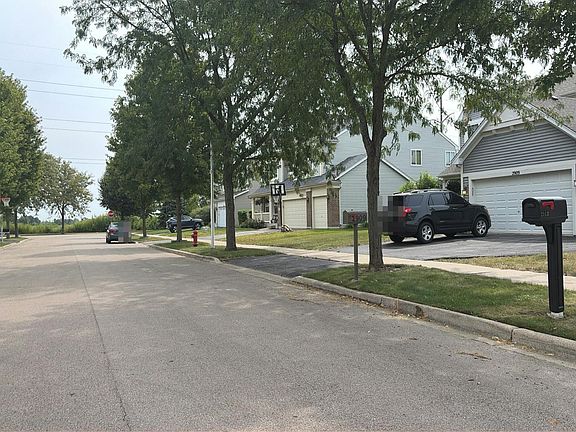 4th image of 2913 Shetland Ln