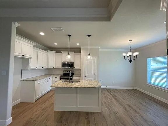 4th image of 7369 Wildflower Way