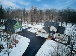 2828 S Brownell Rd, Williston, VT 05495