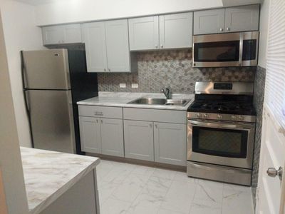 952 N Virginia Ln, Elmhurst, IL, 60126