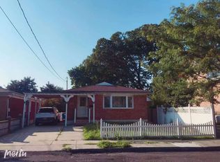 69 Hope Ave, Staten Island, NY 10305