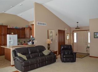 16205 Easton Ct, Goshen, IN 46526