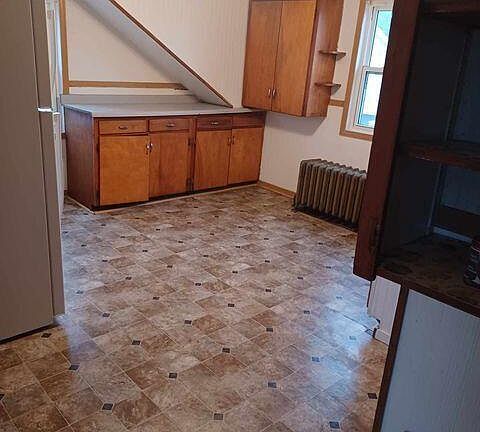 2nd image of 815 13th STREET